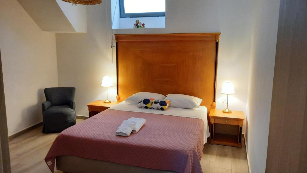 Ismini Apartments Myrtos Екстериор снимка