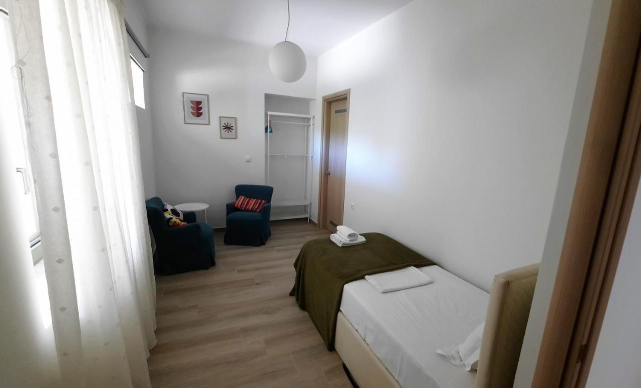 Ismini Apartments Myrtos Екстериор снимка
